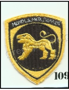 ΘΕΣΕΩΣ ΧΙ ΜΕΡΑΡΧΙΑ ΜΟΝΟΣ ΜΕΤΑ ΠΟΛΛΩΝ